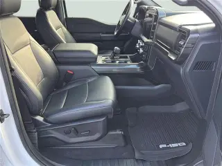 Ford F-150 2023 4x4 XLT Pickup 4 puertas SuperCrew Cajón de 5,5 pies SB