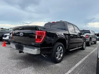 Ford F-150 2023 4x2 XLT 4p SuperCrew 5.5 ft. CB