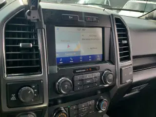 Ford F-150 2019 4x4 XLT 4p SuperCab 5.5 ft. CA