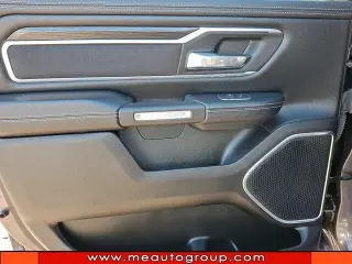 Ram 1500 2023 4x4 Laramie 4 puertas Cabina Amplia 5.6 pies. SB Pickup