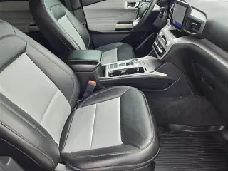 Ford Explorer 2023 XLT 4p SUV