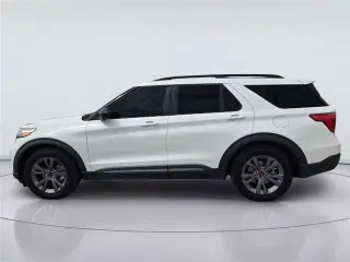 Ford Explorer 2023 XLT 4p SUV