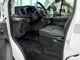 Ford Transit 2023 250 3dr SWB Tech Cargo Van