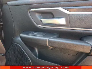 Ram 1500 2020 4x4 Big Horn 4dr Cubica Cuadrada Cabina Cuadrada 6.4 ft. SB Camión en venta