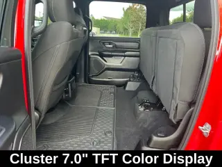 Ram 1500 2025 4x4 Tradesman 4dr Crew Cab 5.6 ft. SB Camioneta