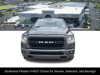 Ram 1500 2022 4x4 Big Horn 4p Puerta Cuadrada de Tripulación 5.6 ft. SB Camioneta