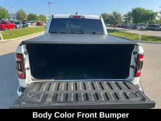 Ram 1500 2023 4x4 Limited 4p Camión de Cabaña Tripla 5.6 ft. SB Pickup