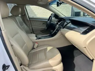 Ford Taurus 2017 SEL 4p Sedan