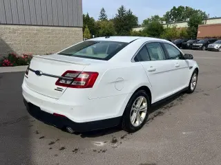Ford Taurus 2017 SEL 4p Sedan