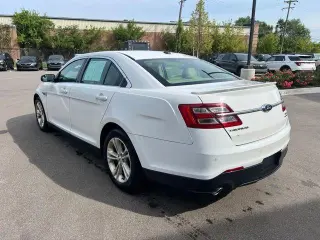 Ford Taurus 2017 SEL 4p Sedan