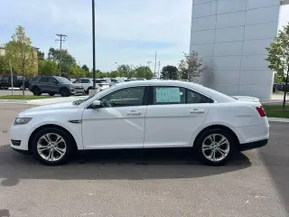 Ford Taurus 2017 SEL 4p Sedan