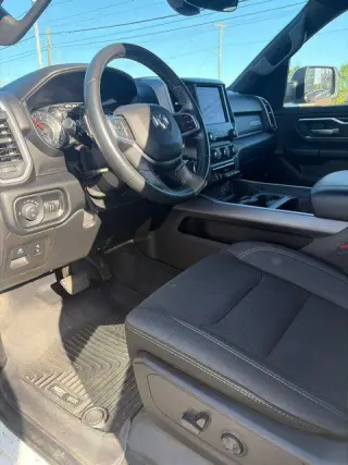 Ram 1500 2019 4x4 Big Horn 4p Cub Cuadrada Cab 6,4 ft. PC Camioneta