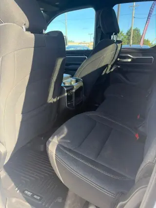 Ram 1500 2019 4x4 Big Horn 4p Cub Cuadrada Cab 6,4 ft. PC Camioneta
