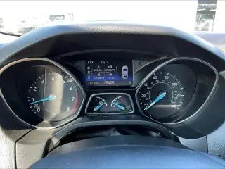 Ford Focus 2017 SEL 4p Sedan