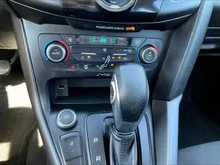 Ford Focus 2017 SEL 4p Sedan