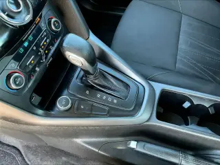 Ford Focus 2017 SEL 4p Sedan