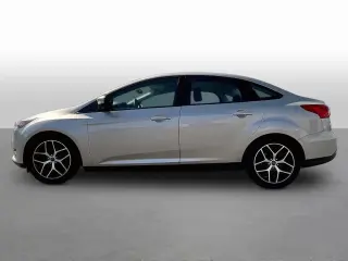 Ford Focus 2017 SEL 4p Sedan