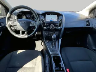 Ford Focus 2017 SEL 4p Sedan