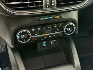 Ford Escape 2021 AWD Titanium SUV de 4 puertas
