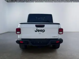 Jeep Gladiator 2023 4x4 Sport 4dr Crew Cab 5.0 ft. SB