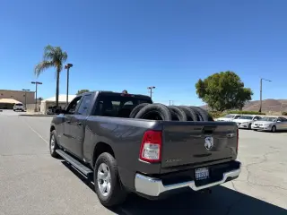 Ram 1500 2023 4x2 Big Horn 4p Cubica Quad Cab 6,4 ft. SB Pickup