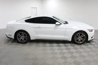 Ford Mustang 2015 EcoBoost 2p Fastback
