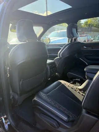 Jeep Grand Cherokee L 2023 4x4 Summit 4p SUV