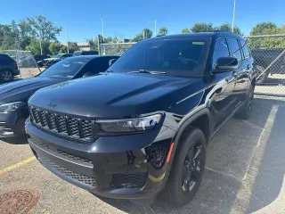 Jeep Grand Cherokee L 2024 4x4 Laredo 4p SUV