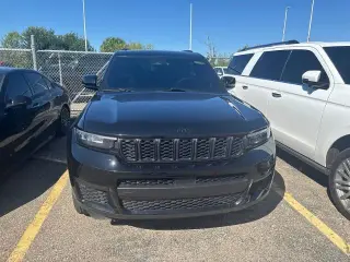 Jeep Grand Cherokee L 2024 4x4 Laredo 4p SUV