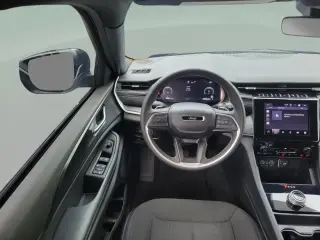 Jeep Grand Cherokee 2025 4x2 Laredo 4dr SUV