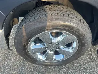 Ram 1500 2017 4x2 SLT 4p Crew Cab 5.5 ft. CB Pickup