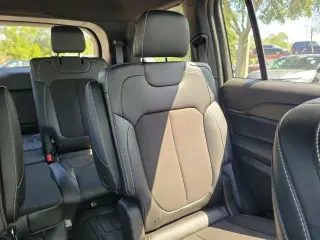 Jeep Grand Cherokee L 2023 4x2 Altitude 4p SUV