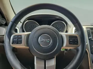 Jeep Grand Cherokee 2013 4x2 Laredo 4p SUV