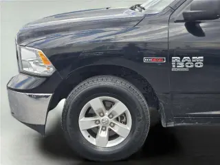 Ram 1500 Clásico 2019 4x2 Tradesman 4p. Cabina Crew 5.5 pies. Caja Corta Pick-up