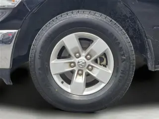 Ram 1500 Clásico 2019 4x2 Tradesman 4p. Cabina Crew 5.5 pies. Caja Corta Pick-up