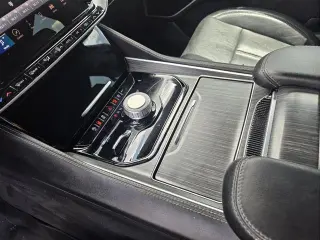 Jeep Wagoneer 2023 4x4 Serie II SUV de 4 puertas