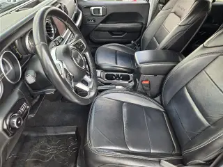 Jeep Wrangler Unlimited 2018 4x4 Sahara SUV 4 puertas (lanzamiento a mitad de año)