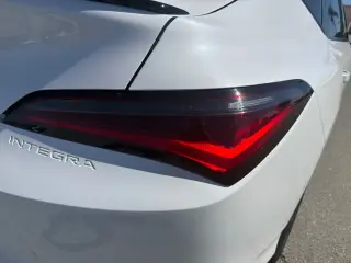 Acura Integra 2025 4dr Liftback CVT con Tecnología y Paquete A-SPEC