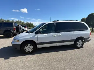 Dodge Grand Caravan 2000 4dr SE Extended Minivan