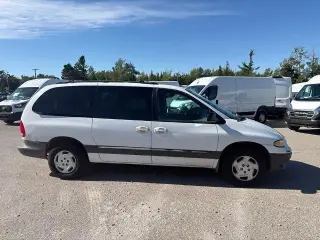 Dodge Grand Caravan 2000 4dr SE Extended Minivan