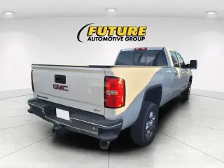 GMC Sierra 2500HD 2015 4x4 SLT 4dr Crew Cab SB