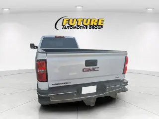 GMC Sierra 2500HD 2015 4x4 SLT 4dr Crew Cab SB