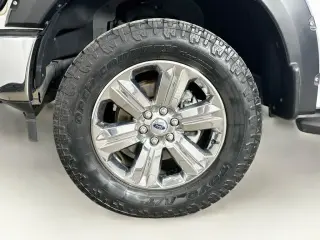 Ford F-150 2018 4x4 XLT 4dr SuperCrew 5.5 ft. SB
