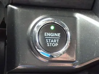 Ford F-150 2023 4x4 XLT 4p SuperCrew 5.5 ft. CB