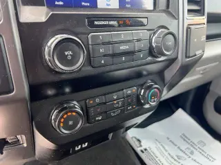 Ford F-150 2020 4x4 XLT 4p SuperCrew 5.5 ft. CB