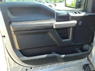 Ford F-150 2019 4x4 XLT 4p SuperCrew 5.5 ft. CB