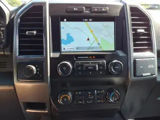 Ford F-150 2019 4x4 XLT 4p SuperCrew 5.5 ft. CB
