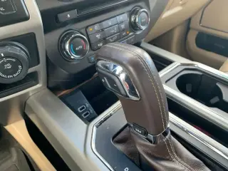 Ford F-150 2018 4x4 Lariat 4dr SuperCrew 5.5 ft. SB