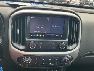 GMC Canyon 2022 4x4 Elevation 4dr Crew Cab 5 ft. SB