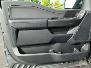 Ford F-150 2023 4x4 XLT 4dr SuperCrew 5.5 ft. SB en Español
